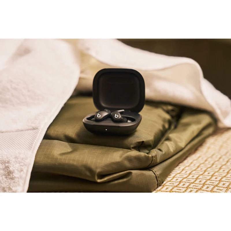 Écouteurs boutons 100 % sans fil à suppression du bruit Powerbeats Fit de Beats by Dr. Dre - Noir de jais