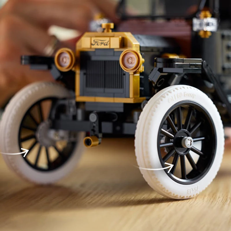 LEGO Icons : Ford Model T - 1060 pièces (11376)