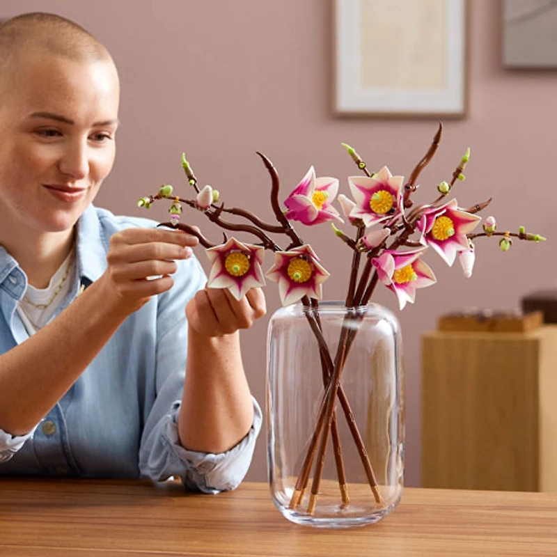 LEGO Botanicals: Magnolia Branches - 435 Pieces (11510)