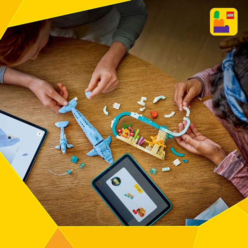 LEGO Creator: 3 in 1 Sea Animals: Beautiful Dolphins - 542 Pieces (31385)