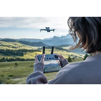 Ensemble Fly More Combo Plus avec quadricoptère Mini 5 Pro de DJI et radiocommande - Gris