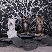 Nemesis Now Three Wise Wolves Figurine