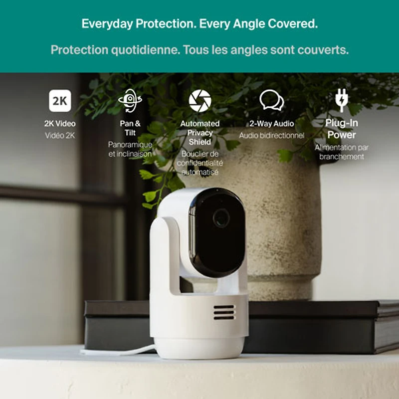 Caméra de surveillance d'intérieur 2K panoramique/inclinable à brancher avec fil Arlo (2025) - Blanc