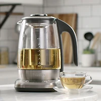 Refurbished (Good) - Breville Smart Tea Infuser Electric Kettle - 1.7L - Clear - Remanufactured by Breville