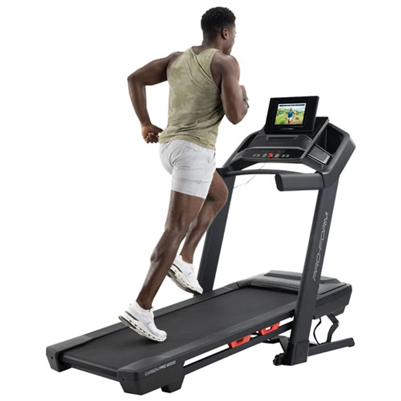 Tapis roulant Carbon Pro 2000 de ProForm avec écran tactile HD de 10 po