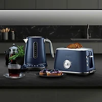 Refurbished (Good) - Breville Luxe Collection Toaster - 2-Slice - Damson Blue - Remanufactured by Breville