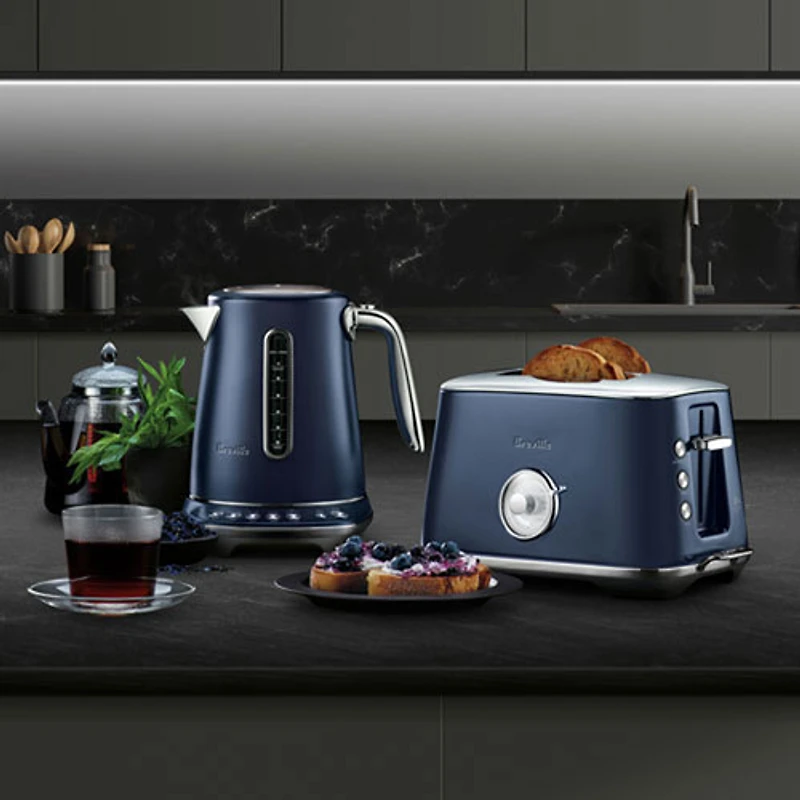 Refurbished (Good) - Breville Luxe Collection Toaster - 2-Slice - Olive Tapenade - Remanufactured by Breville