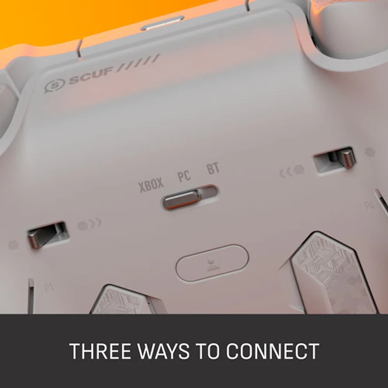 Manette avec fil performante Valor Pro de SCUF pour Xbox Series X/S/Xbox One - Blanc