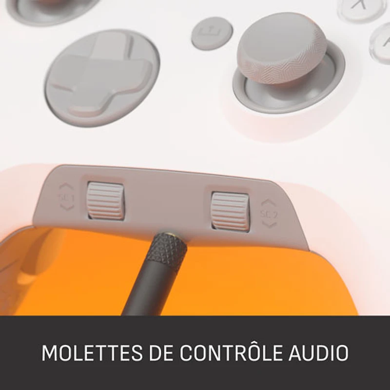 Manette avec fil performante Valor Pro de SCUF pour Xbox Series X/S/Xbox One - Blanc