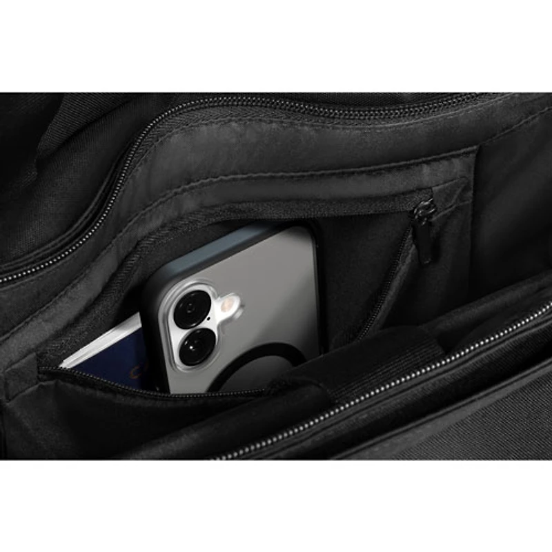 Étui rigide ajusté mince d'Incase Designs avec MagSafe pour iPhone 17 - Noir