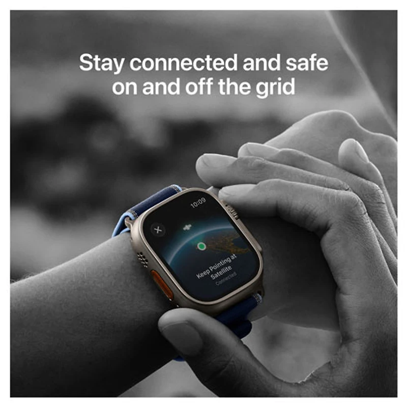 Apple Watch Ultra 3 (GPS + Cellulaire) avec boîtier de 49 mm en titane noir et bracelet milanais en titane noir par Rogers - Petit- Financement mensuel