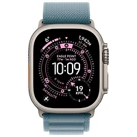 Apple Watch Ultra 3 (GPS + cellulaire) avec boîtier de 49 mm en titane naturel et bracelet alpin bleu clair avec Koodo - Moyen - Paiement Balance mensuel