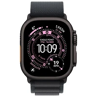 Apple Watch Ultra 3 (GPS + cellulaire) avec boîtier de 49 mm en titane noir et bracelet alpin noir avec Freedom Mobile - Petit - Paiement Balance mensuel