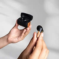 Écouteurs boutons 100 % sans fil à suppression active du bruit Trenchtown de House of Marley - Noir