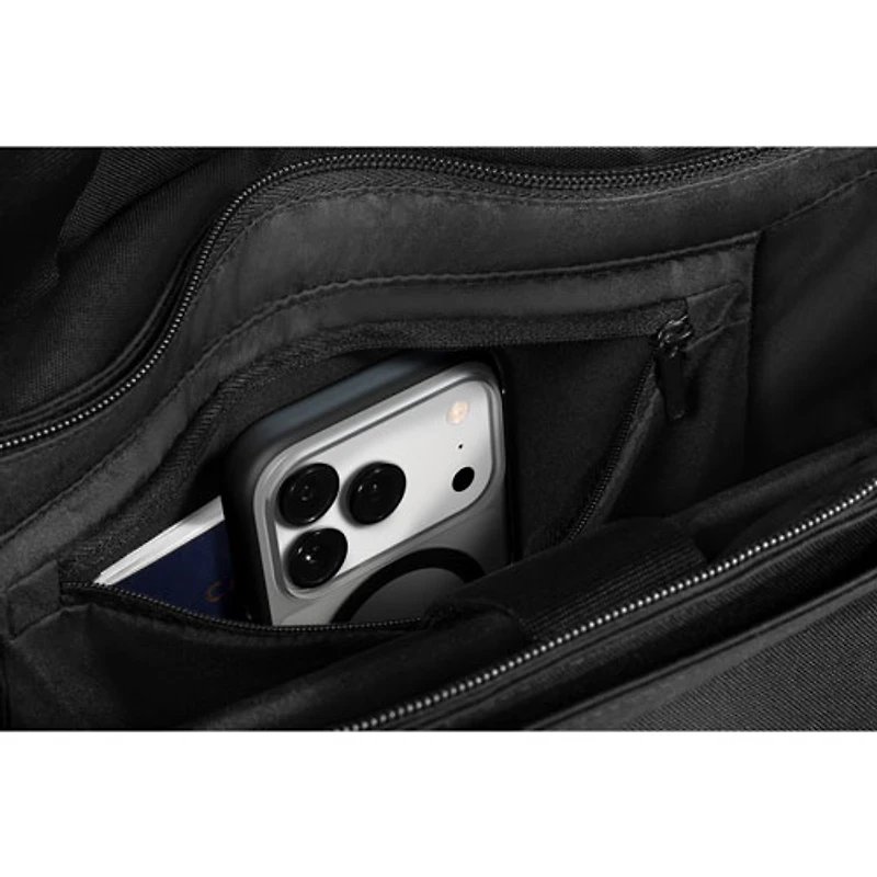 Incase Designs Fitted Hard Shell Case with MagSafe for iPhone 17 Pro Max - Black Translucent