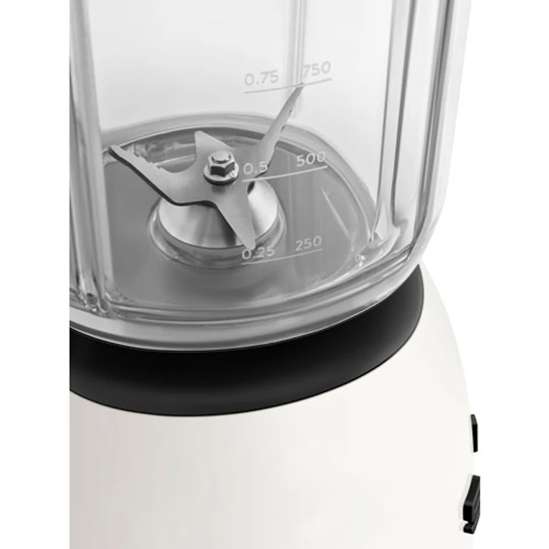 Smeg 50's Style 1.5L 600-Watt Countertop Blender - Carrara White