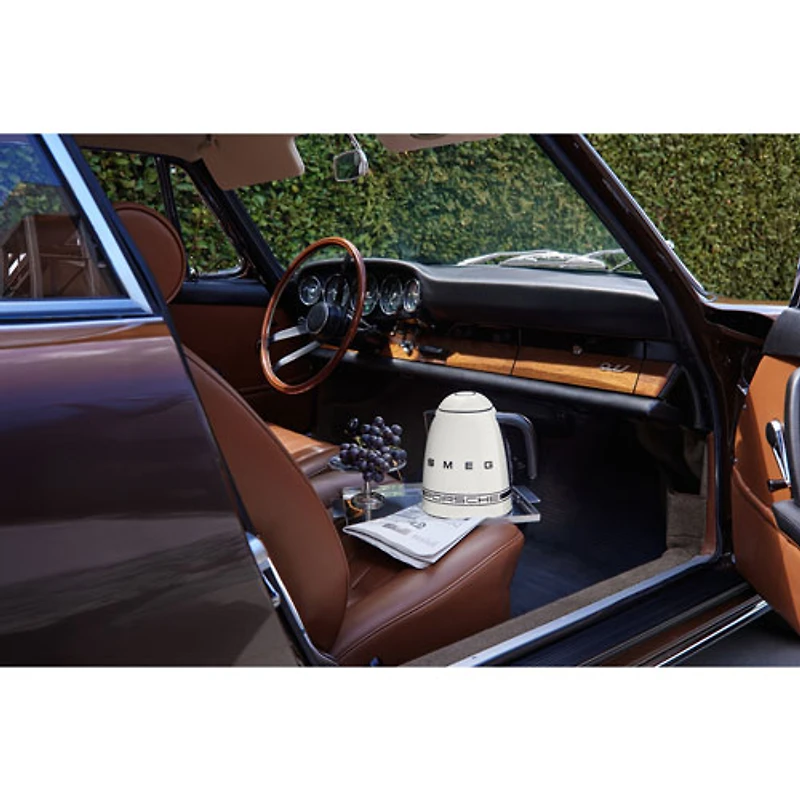 Smeg x Porsche 50's Style Electric Kettle - 1.7L - White - Exclusive Retail Partner