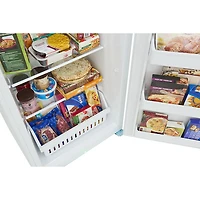 Congélateur vertical sans givre de 13 pi³ de Frigidaire (FFUE1326AW) - Blanc