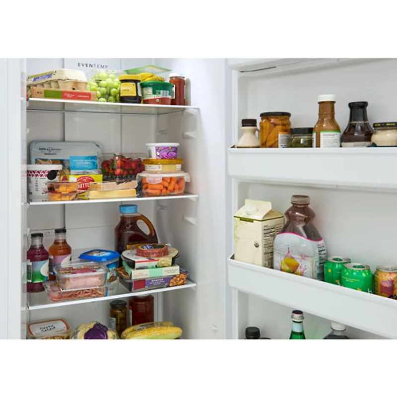 Congélateur vertical sans givre de 13 pi³ de Frigidaire (FFUE1326AW) - Blanc