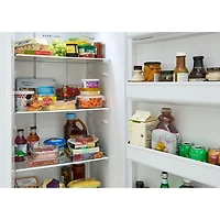 Congélateur vertical sans givre de 13 pi³ de Frigidaire (FFUE1326AW) - Blanc