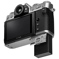 Fujifilm X-T30 III Mirrorless Camera with 13-33mm Lens Kit - Silver