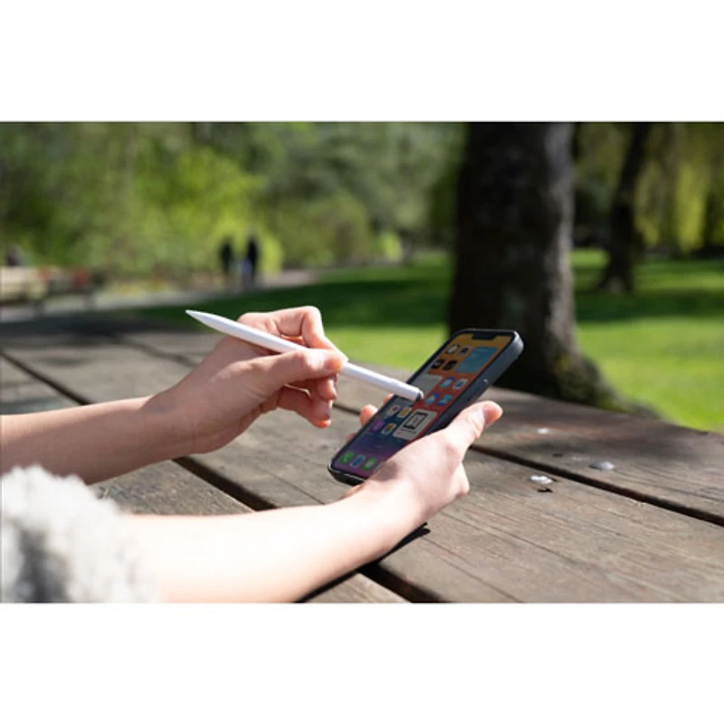LOGiiX Precision Classic Pencil (2025) for iPads - White