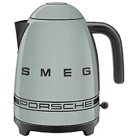 Bouilloire électrique Années 50 de Smeg x Porsche - 1,7 l - Gris vert - Partenaire de détail exclusif