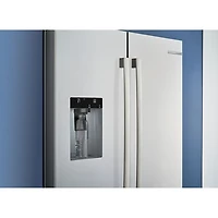Réfrigérateur à deux portes 21,6 pi³ 36 po avec distributeur d'eau et de glace de Bosch (B36CD52SNS) - Acier inoxydable
