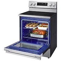Cuisinière autonome à surface lisse avec convection véritable et friture à l'air 6,3 pi³ 30 po de LG (LREN6321YE) - Acier inoxydable