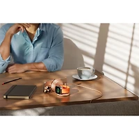 Chargeur sans fil 3-en-1 Qi2 15 W OntheGo de Satechi - Rose du désert