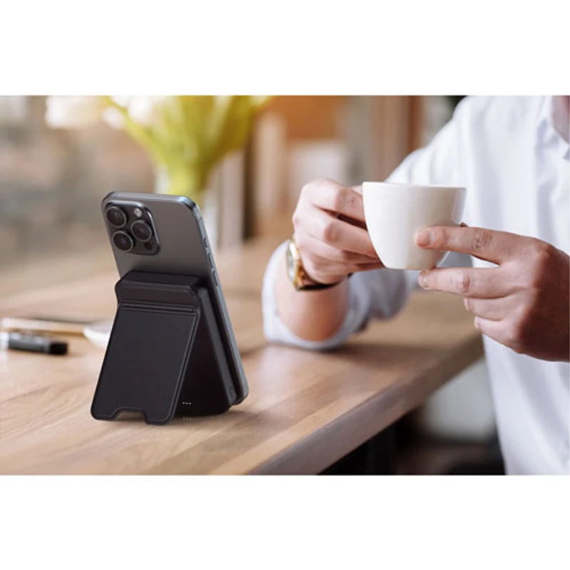 Satechi OntheGo 10000 mAh 15W USB-C Qi2 Wireless Power Bank - Black