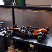 LEGO Technic : Ensemble modèle de voiture F1 McLaren MCL39 - 1675 pièces (42228)