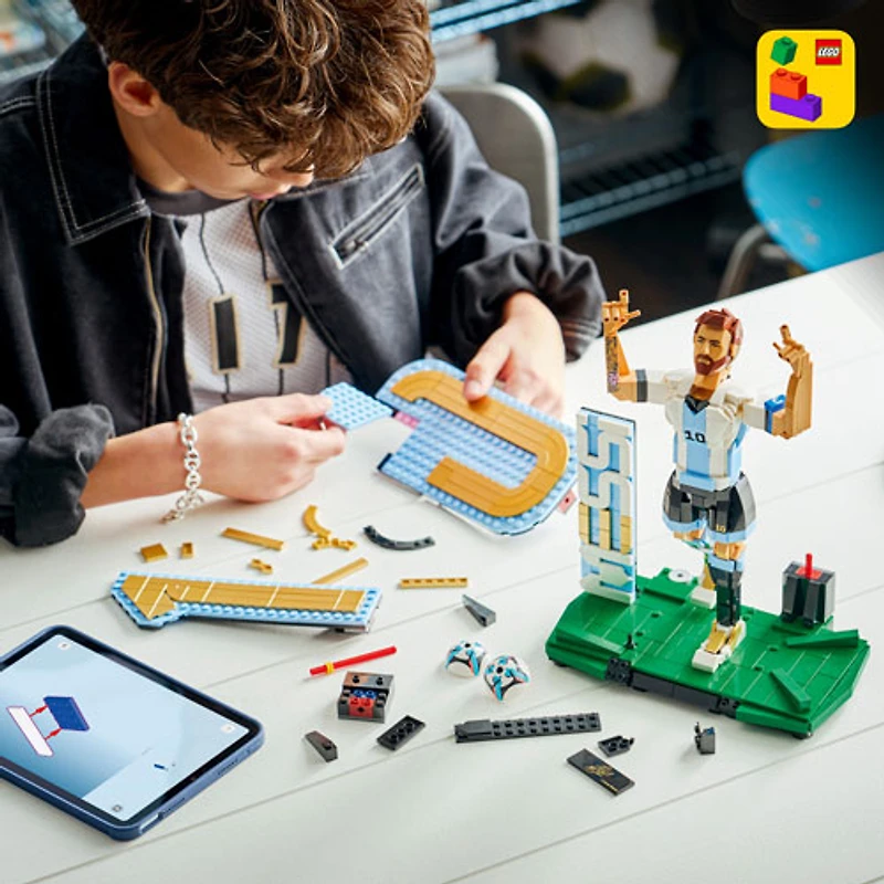 LEGO Editions : Lionel Messi - La légende du soccer - 958 pièces (43015)