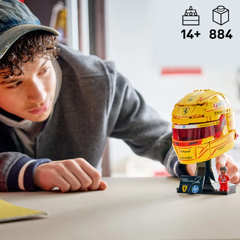 LEGO Editions: Scuderia Ferrari HP Lewis Hamilton Helmet - 884 Pieces (43022)