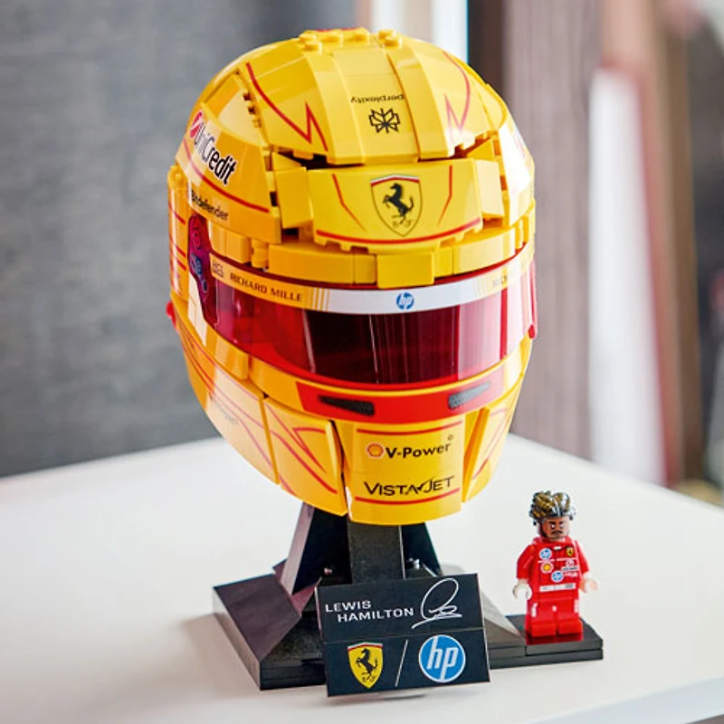 LEGO Editions: Scuderia Ferrari HP Lewis Hamilton Helmet - 884 Pieces (43022)