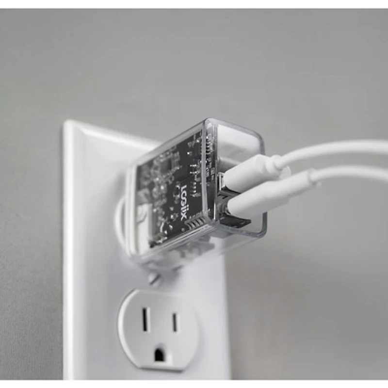 LOGiiX Power Plus Crystal Duo 20W USB-C/USB-A Wall Charger - Clear