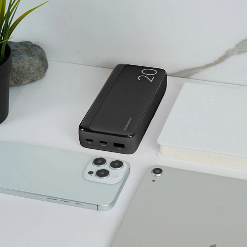 LOGiiX Vibrance Piston Power 20,000 mAh Dual USB-C/USB-A Power Bank - Black