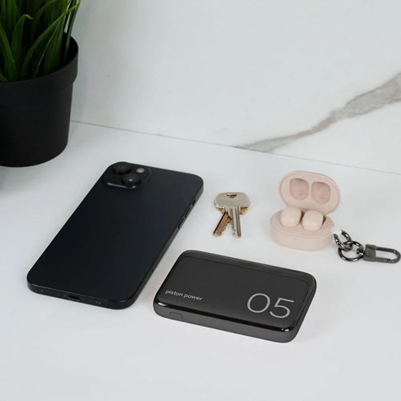 LOGiiX Vibrance Piston Power 5000 mAh USB-C/USB-A Power Bank - Black