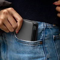 LOGiiX Vibrance Piston Power 10,000 mAh Dual USB-C/USB-A Power Bank - Black