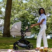 Système de transport Pivot NXT avec siège d'auto pour bébé LiteMax NXT d'Evenflo - Latte