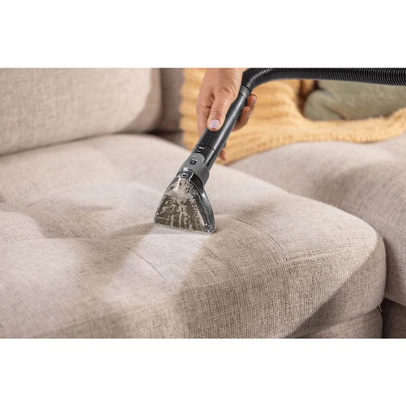 Nettoyeur en profondeur vertical Revolution HydroSteam de Bissell