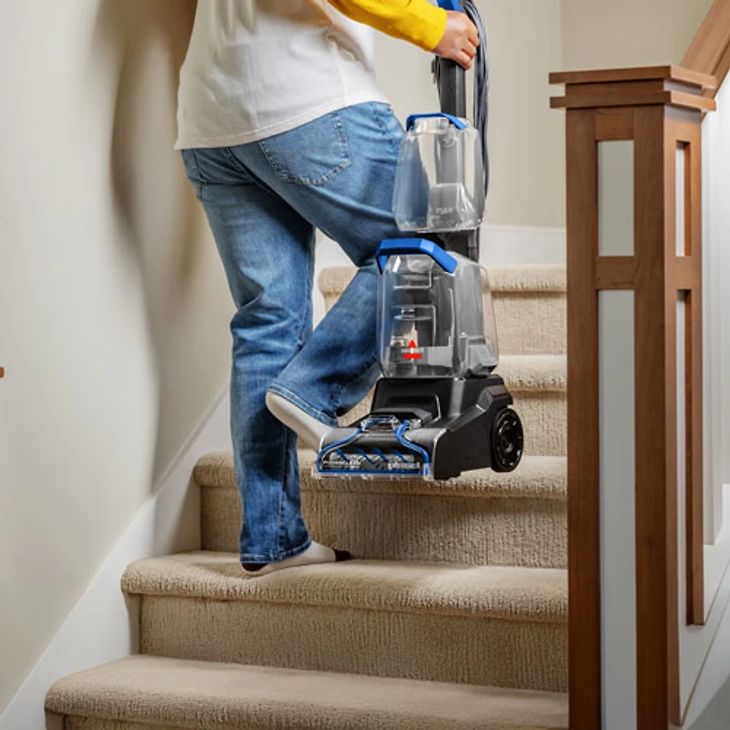 Aspirateur et nettoyeur en profondeur vertical pour tapis PowerClean TurboBrush Pet Reach de Bissell