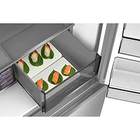 Réfrigérateur à deux portes 22,7 pi³ 36 po avec distributeur d'eau de Hisense (RQ23G4FSEI) - Inox