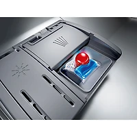 Lave-vaisselle à commandes sur le dessus, Zone Wash, PureDry et 3e panier de 24 po 46 dB série 300 de Bosch - Energy Star (SHP53EM5N) - Acier inoxydable