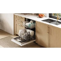 Lave-vaisselle à commandes avant, PureDry Precision, bas gicleur et 2 paniers de 24 po 52 dB série 100 de Bosch (SHE2ADF2) - Blanc