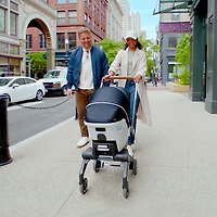 Ensemble Shyft DualRide d'Evenflo avec siège d'auto pour bébé, sac de rangement et grand auvent - Noir Jasper