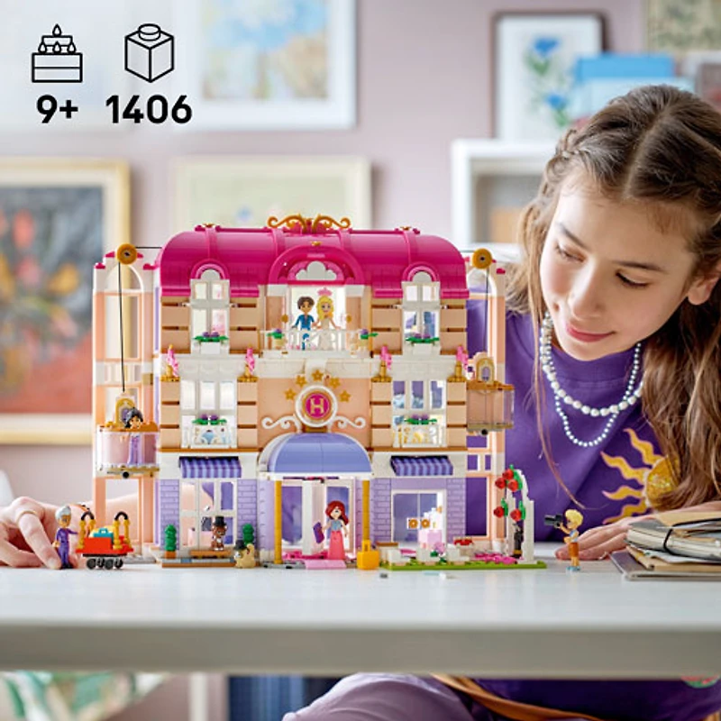 LEGO Friends : Le grand hôtel de Heartlake City - 1 406 pièces (42704)