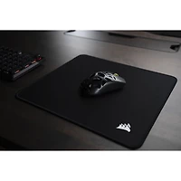 Tapis de souris de jeu en tissu antieffilochage de Corsair