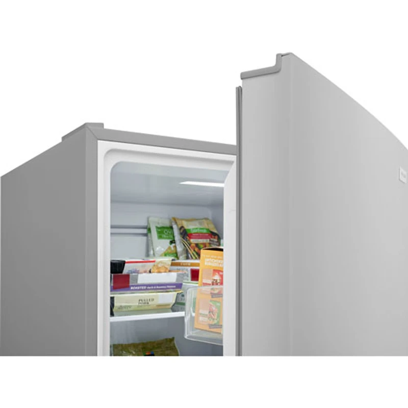 Congélateur vertical convertible de garage de 21 pi³ de Frigidaire (FFUV2136AV) - Acier inoxydable