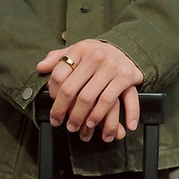 Oura Ring 5 Smart Ring with Health, Sleep & Fitness Tracking - Gold